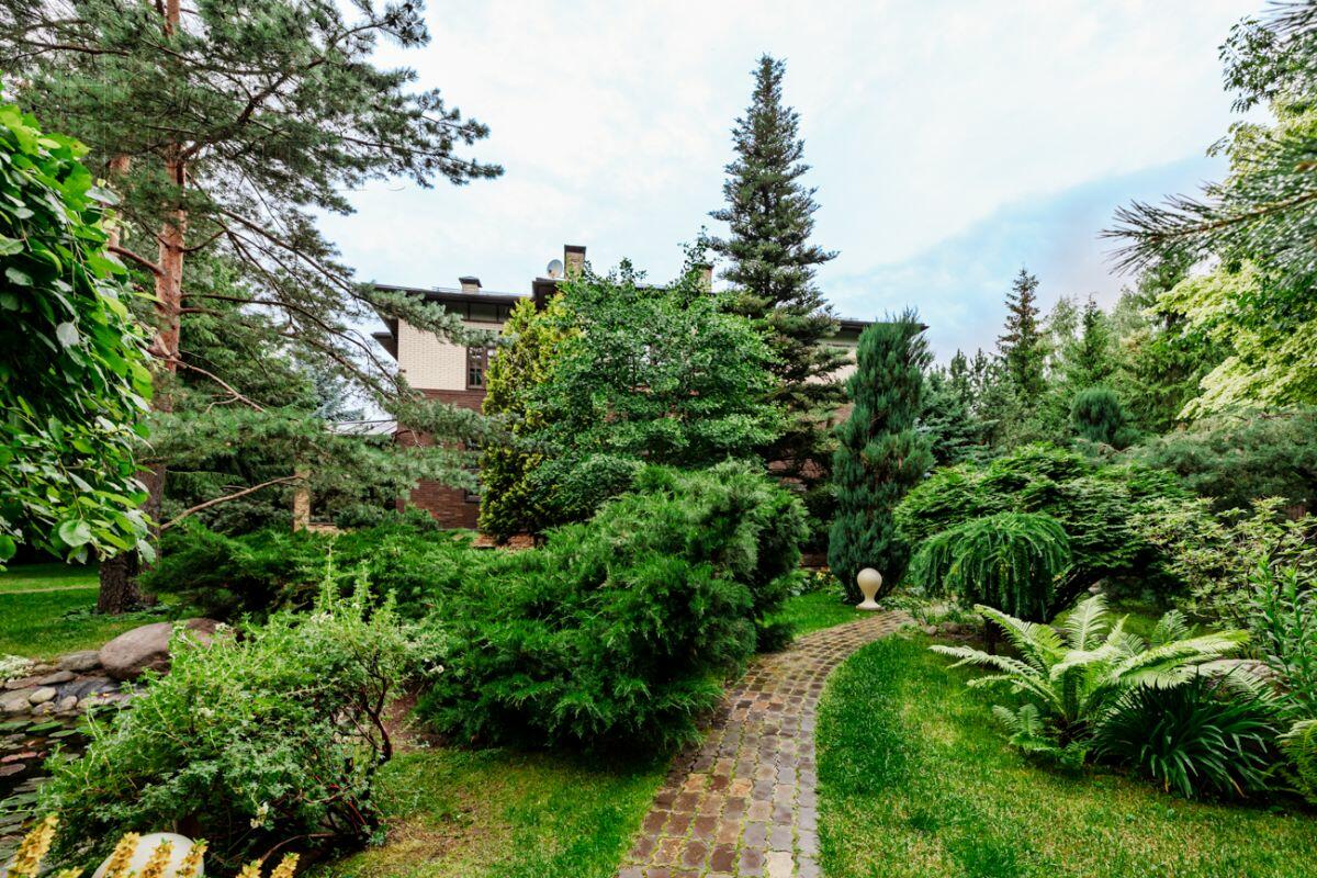 2-этажный коттедж 690 м² с отделкой