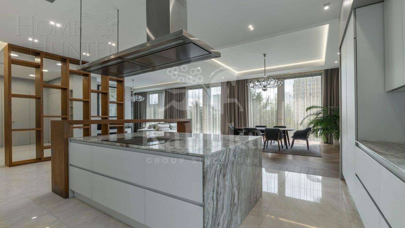5-КОМН. КВАРТИРА С ОТДЕЛКОЙ 212.9 М² НА 3 ЭТАЖЕ
