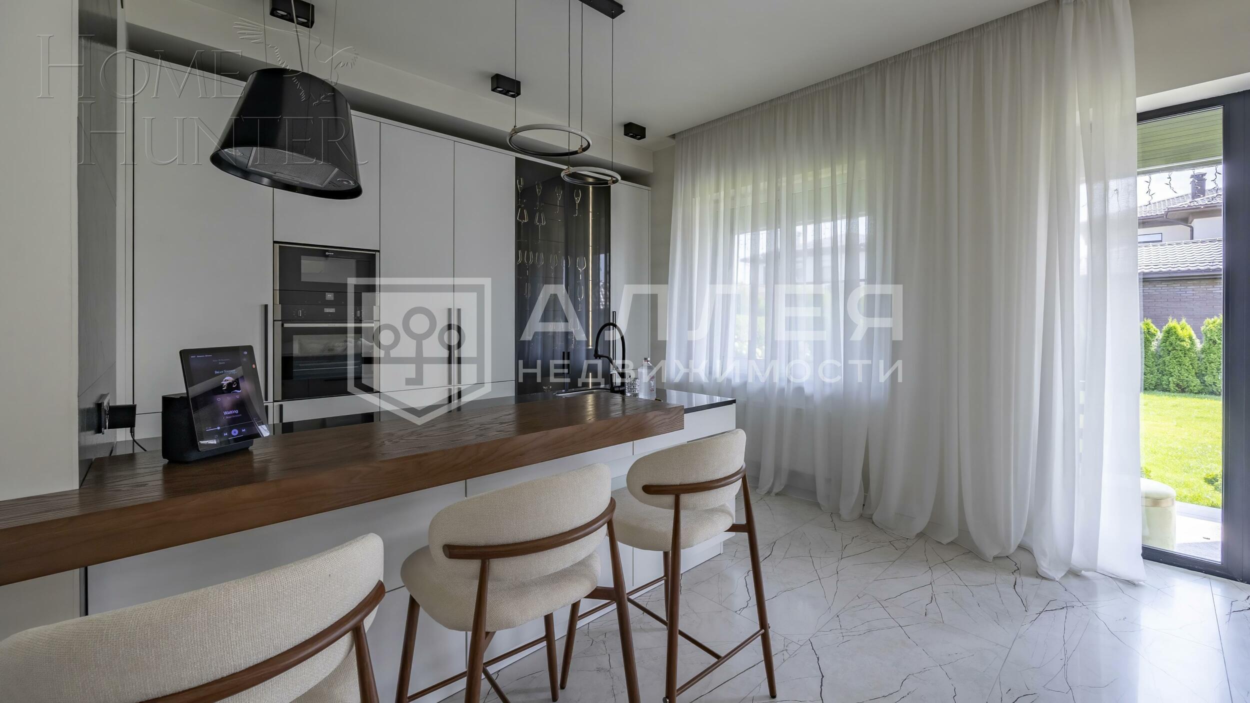 2-этажный коттедж 240 м² с отделкой
