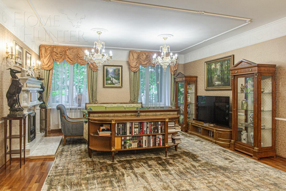 2-этажный коттедж 610 м² с отделкой