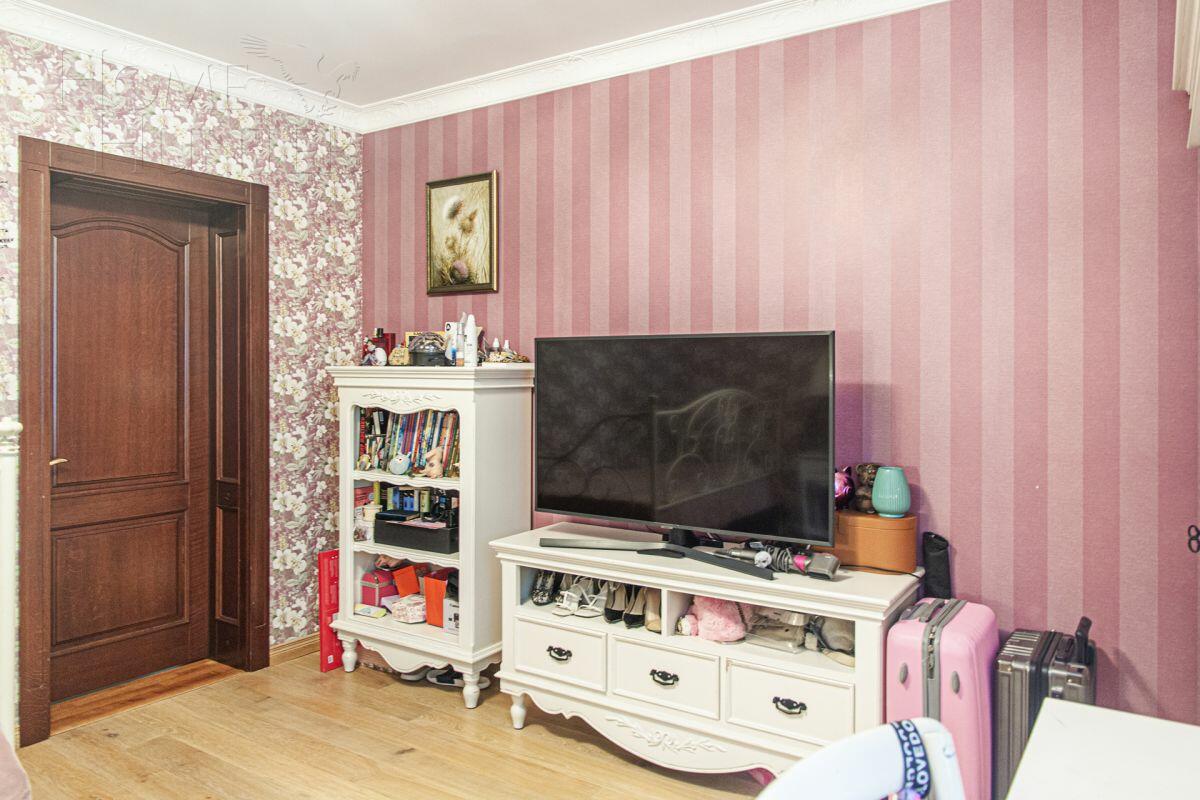 2-этажный коттедж 610 м² с отделкой