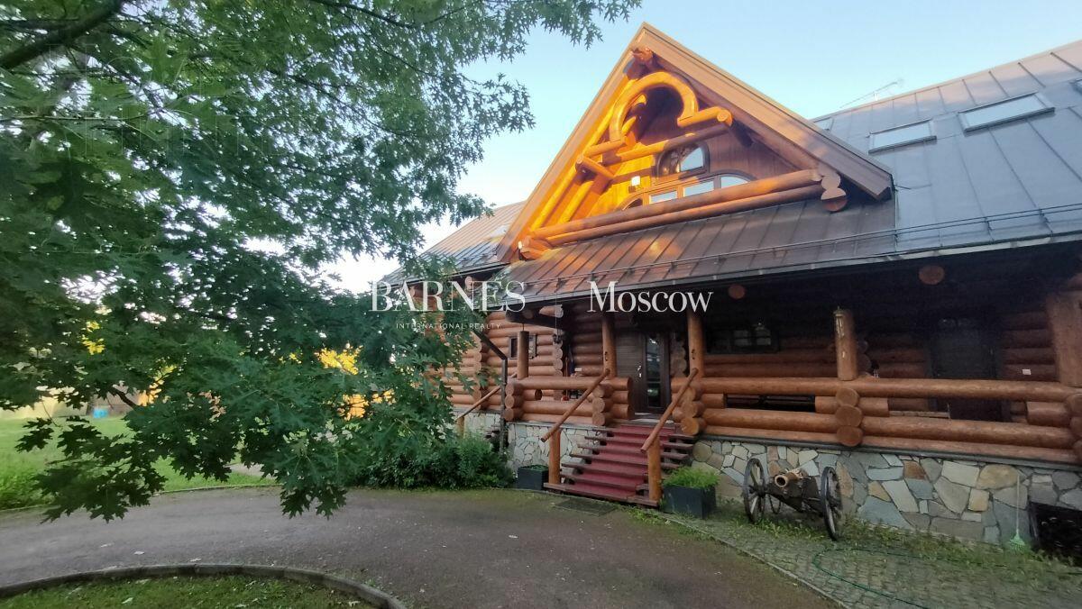 2-этажный коттедж 632 м² с отделкой