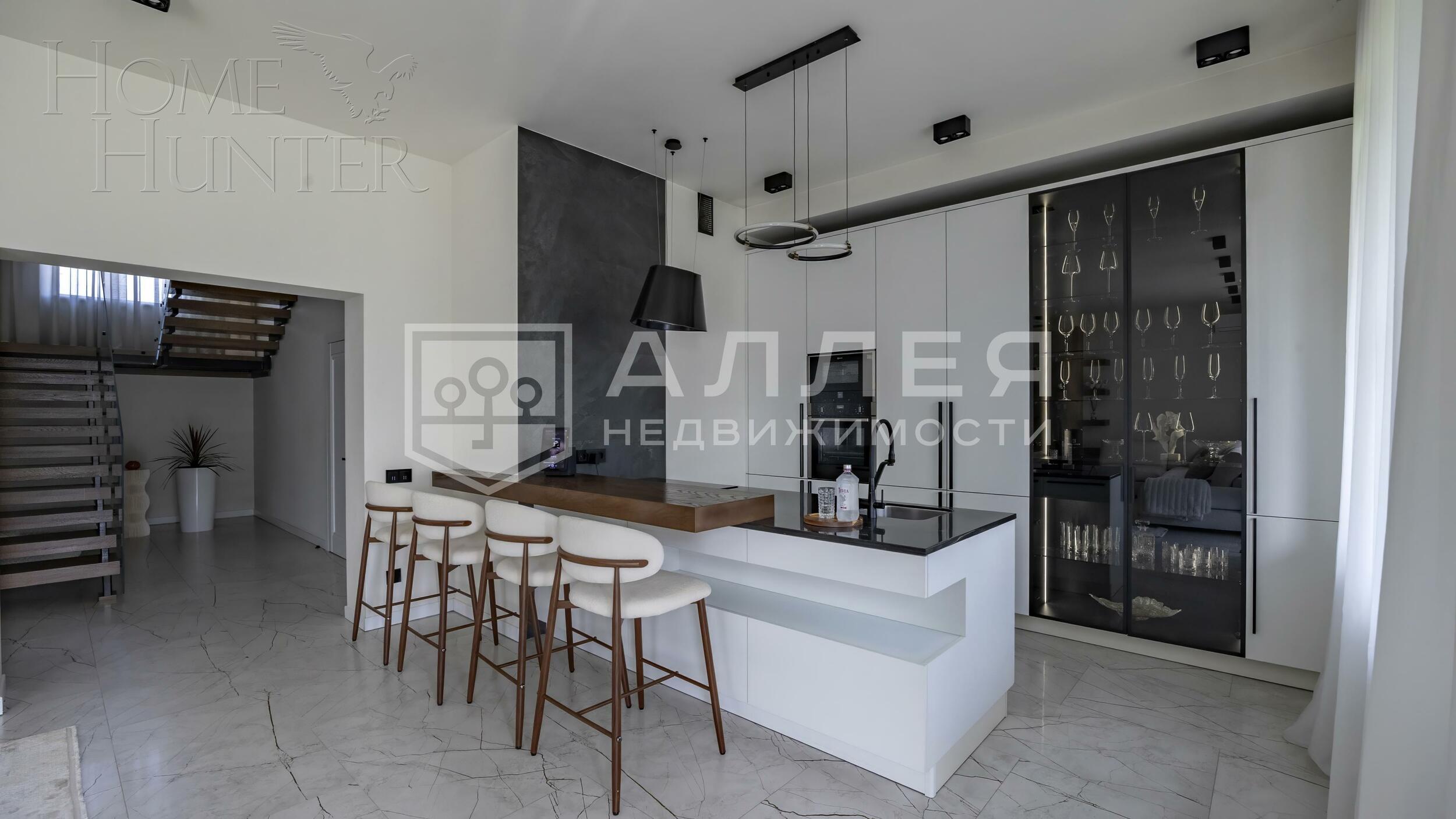 2-этажный коттедж 240 м² с отделкой