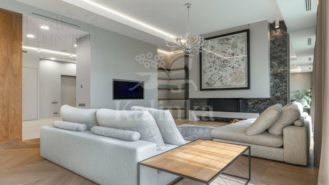 5-КОМН. КВАРТИРА С ОТДЕЛКОЙ 212.9 М² НА 3 ЭТАЖЕ
