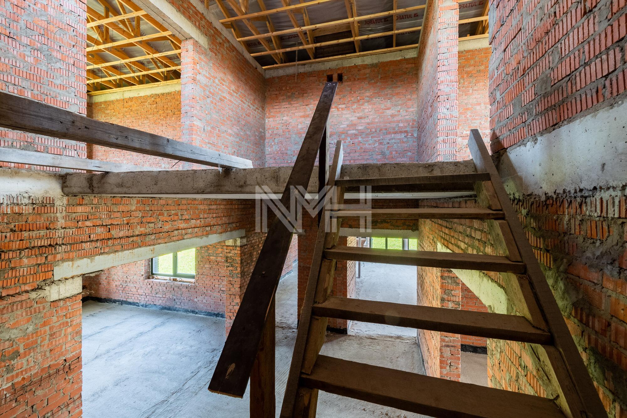2-этажный коттедж 457 м² без отделки
