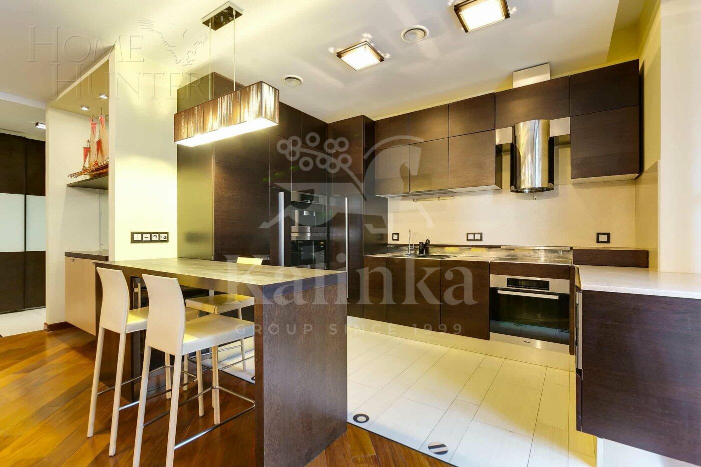 4-КОМН. КВАРТИРА С ОТДЕЛКОЙ 138 М² НА 4 ЭТАЖЕ