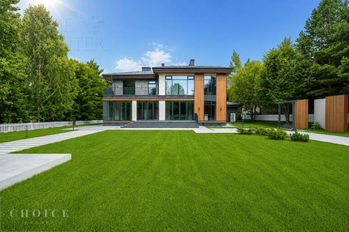2-этажный коттедж 650 м² с отделкой