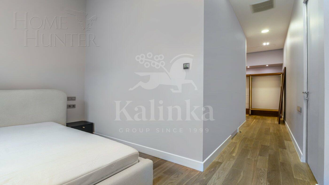 5-КОМН. КВАРТИРА С ОТДЕЛКОЙ 212.9 М² НА 3 ЭТАЖЕ