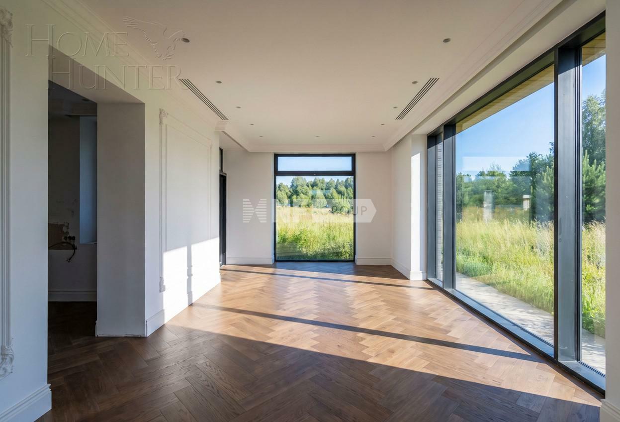 2-этажный коттедж 865.3 м² с отделкой