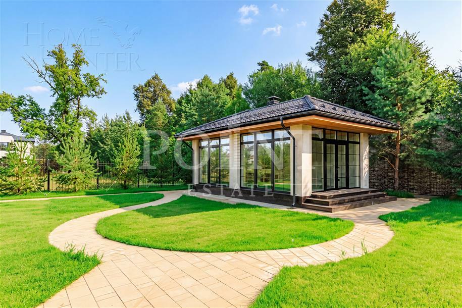 2-этажный коттедж 590 м² с отделкой
