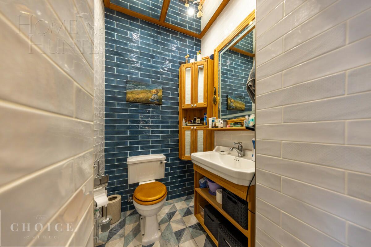 3-этажный коттедж 650 м² с отделкой
