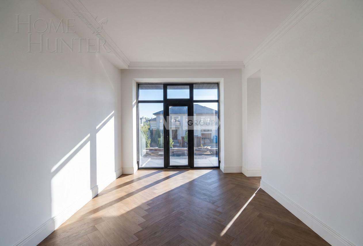 2-этажный коттедж 865.3 м² с отделкой