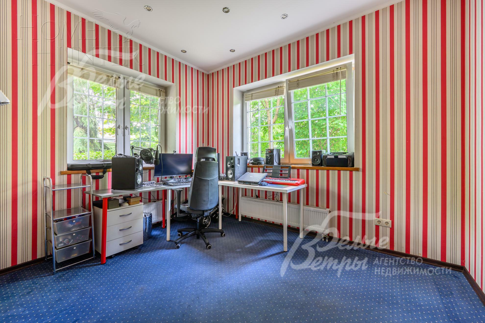 2-этажный коттедж 500 м² с отделкой