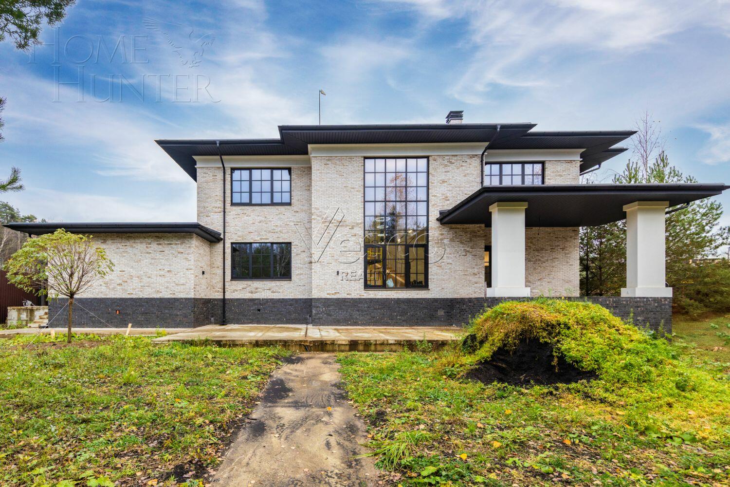 2-этажный коттедж 650 м² с отделкой