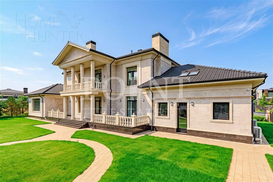 2-этажный коттедж 590 м² с отделкой