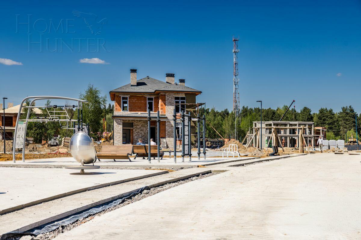 2-этажный коттедж 288 м² без отделки