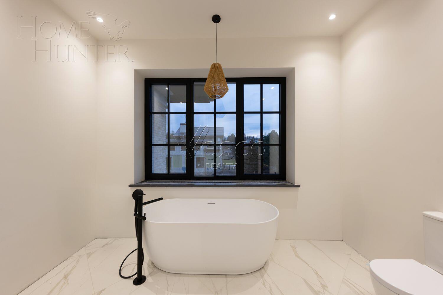 2-этажный коттедж 650 м² с отделкой