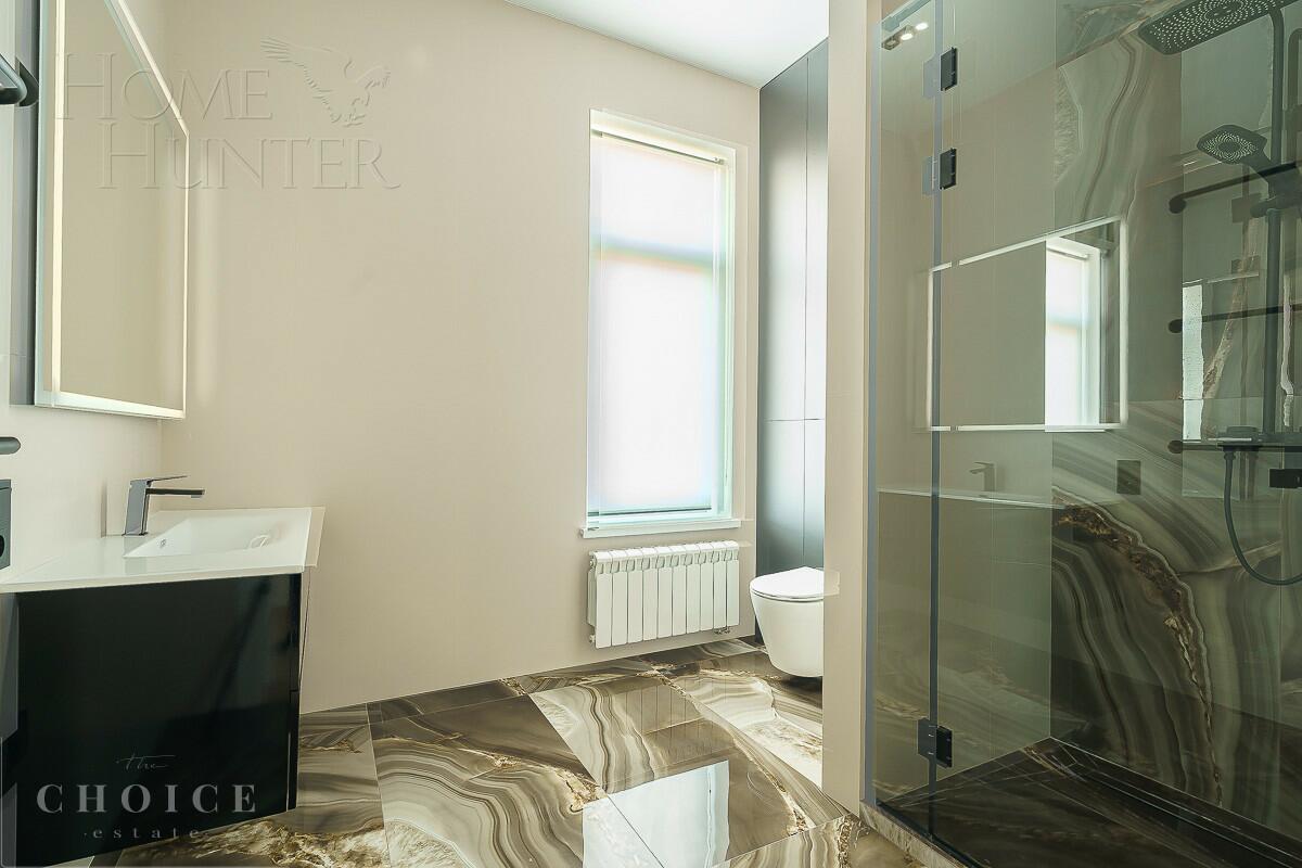 2-этажный коттедж 220 м² с отделкой