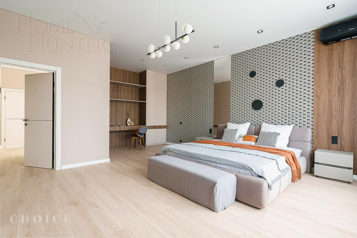 2-этажный коттедж 220 м² с отделкой
