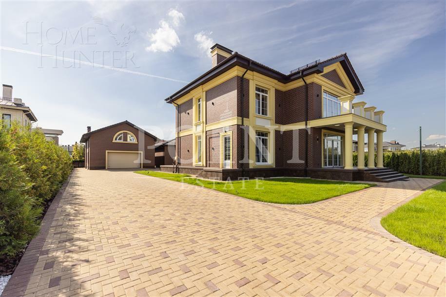 2-этажный коттедж 900 м² с отделкой