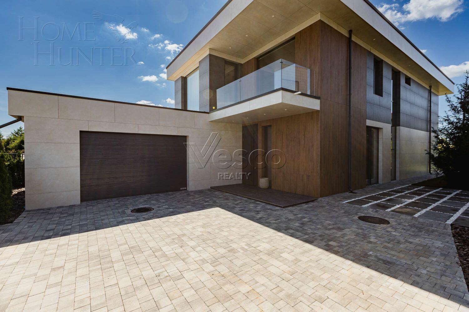 2-этажный коттедж 345 м² с отделкой