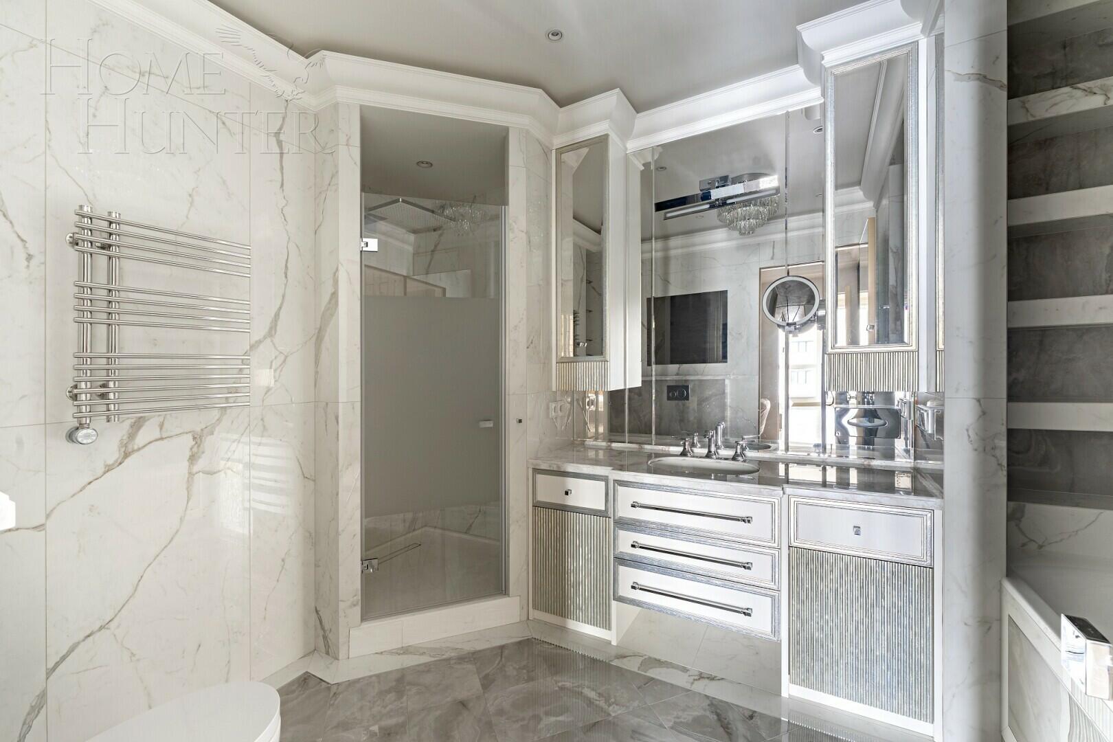 4-КОМН. КВАРТИРА С ОТДЕЛКОЙ 186 М² НА 10 ЭТАЖЕ