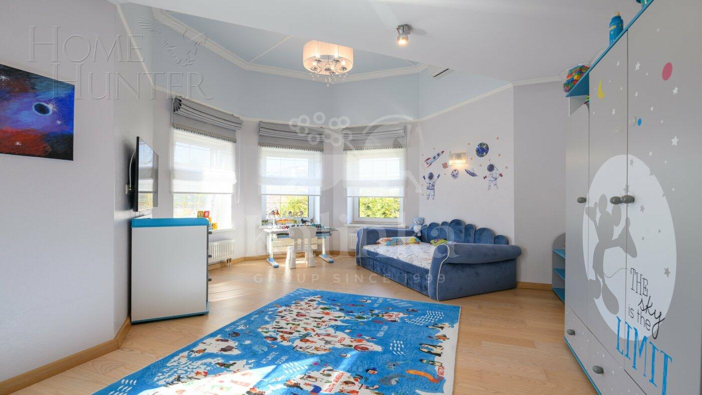 2-этажный коттедж 230 м² с отделкой
