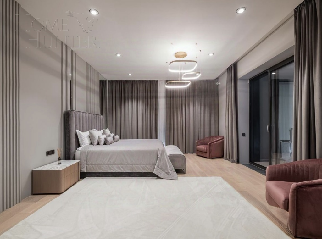2-этажный коттедж 320 м² с отделкой