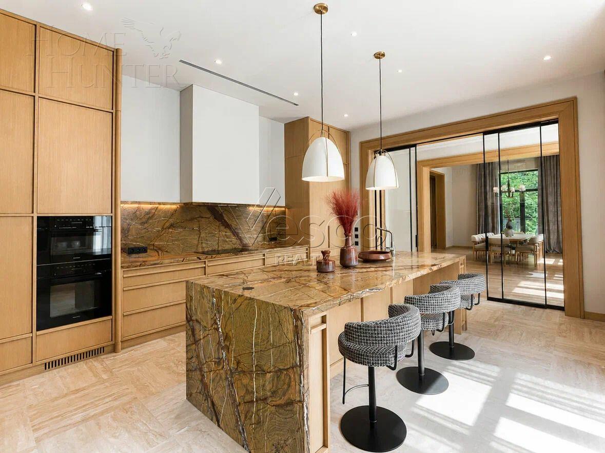2-этажный коттедж 800 м² с отделкой