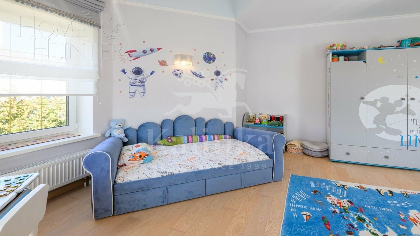 2-этажный коттедж 230 м² с отделкой