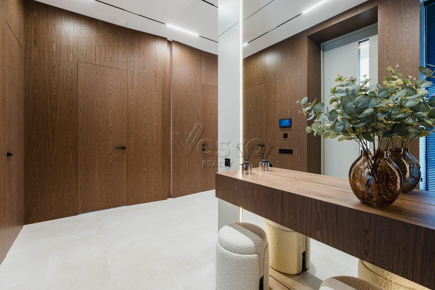 2-этажный коттедж 345 м² с отделкой