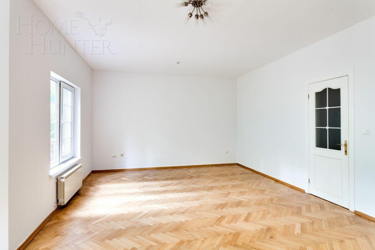 2-этажный таунхаус 890 м² с отделкой