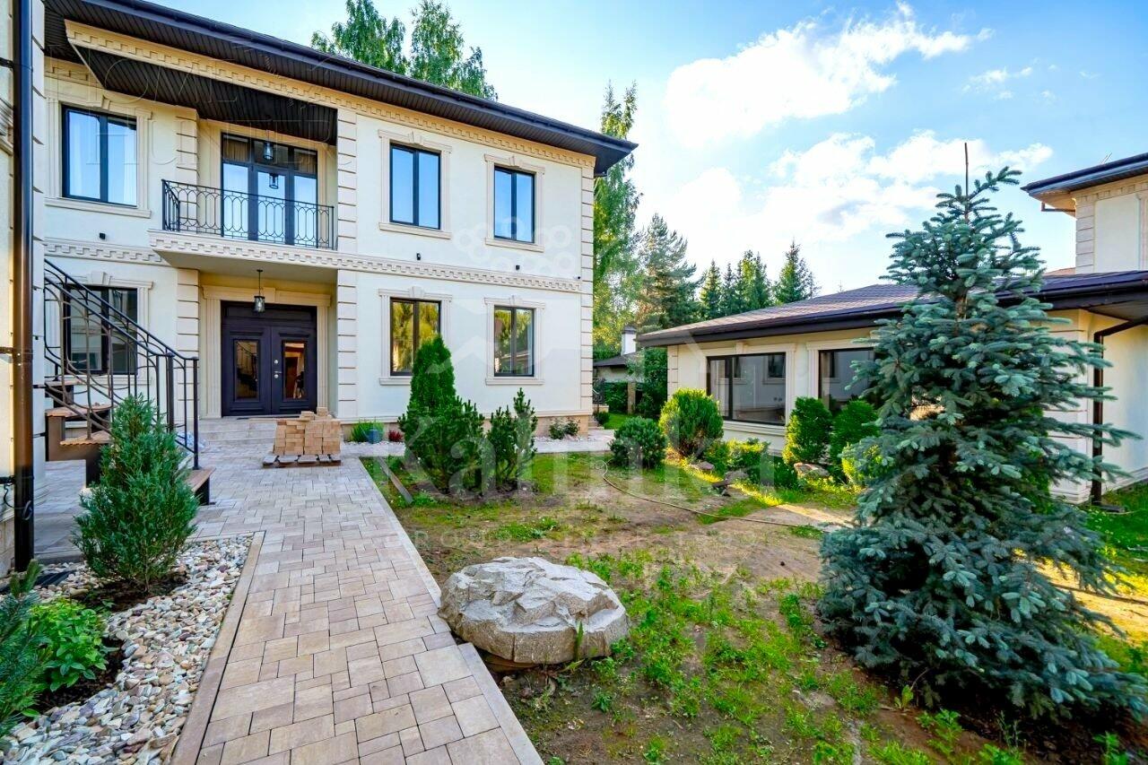 2-этажный коттедж 800 м² с отделкой