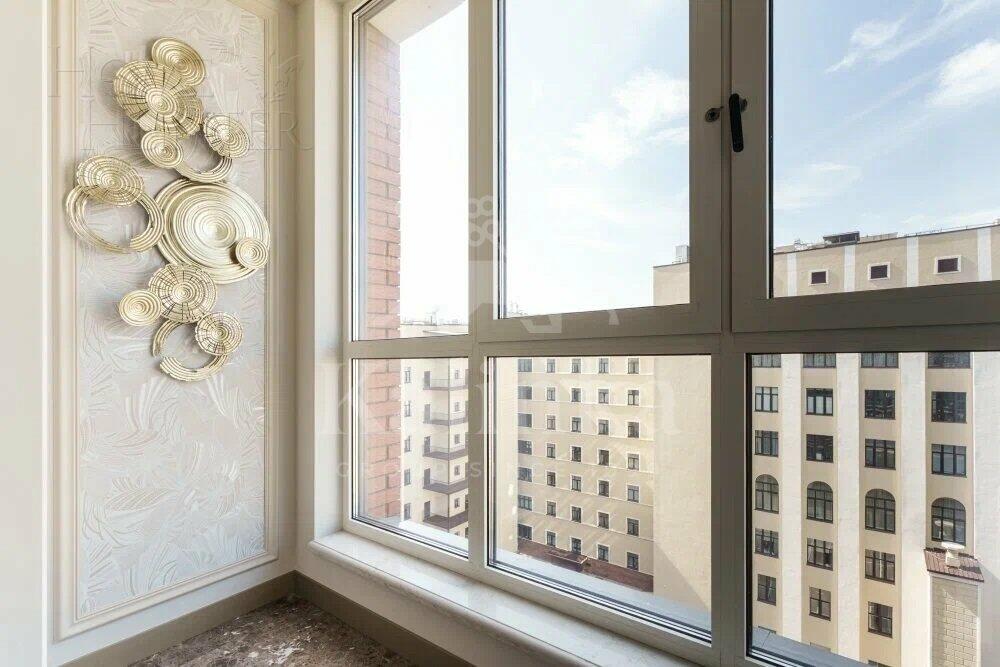 4-КОМН. КВАРТИРА С ОТДЕЛКОЙ 186 М² НА 10 ЭТАЖЕ