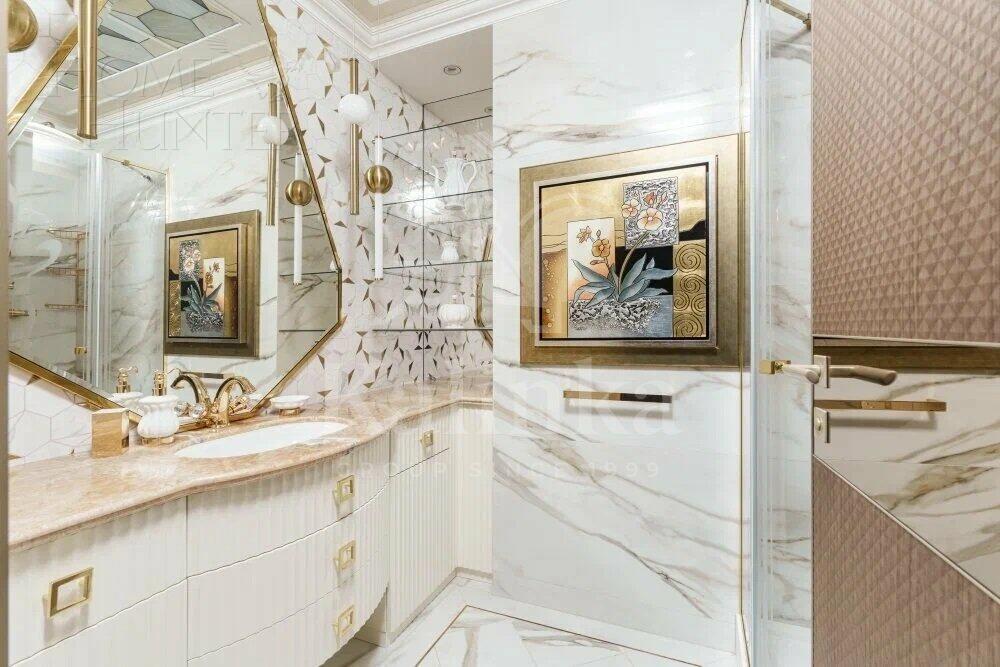 4-КОМН. КВАРТИРА С ОТДЕЛКОЙ 186 М² НА 10 ЭТАЖЕ