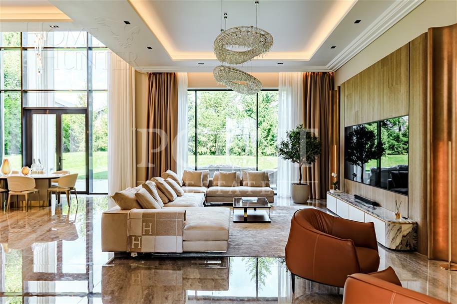 2-этажный коттедж 1 050 м² с отделкой