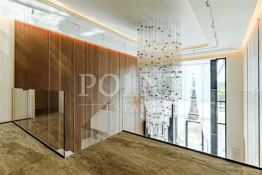 2-этажный коттедж 1 050 м² с отделкой