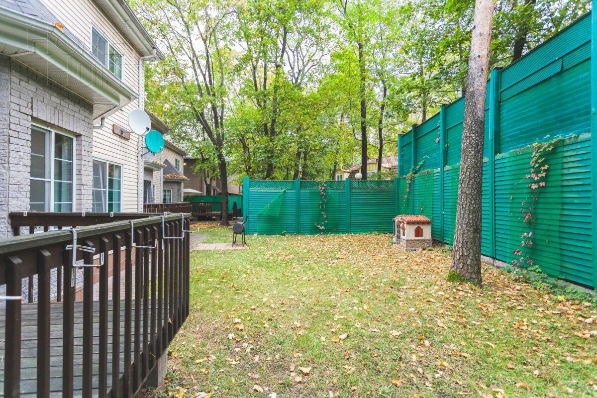 2-этажный таунхаус 890 м² с отделкой