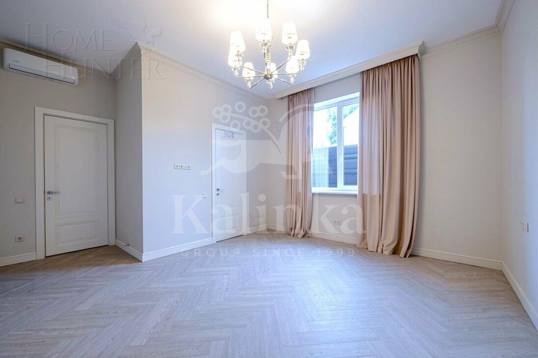2-этажный коттедж 800 м² с отделкой
