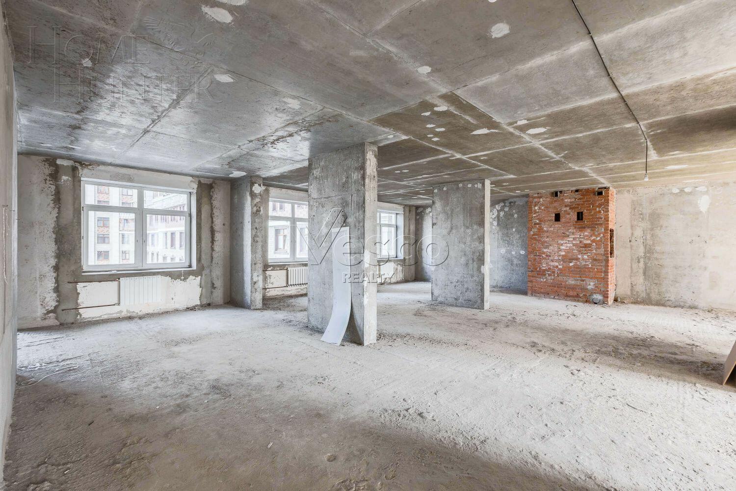 5-КОМН. КВАРТИРА БЕЗ ОТДЕЛКИ 220 М² НА 4 ЭТАЖЕ