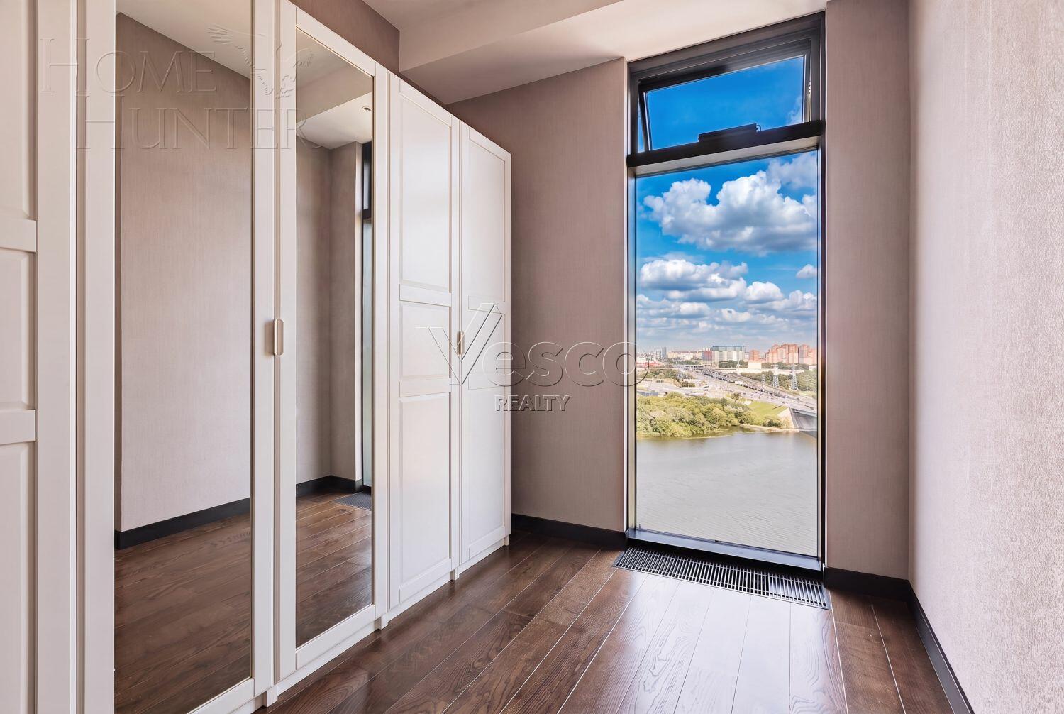 4-КОМН. КВАРТИРА С ОТДЕЛКОЙ 150.6 М² НА 19 ЭТАЖЕ