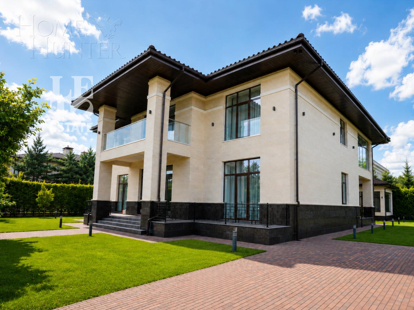 2-этажный коттедж 640 м² с отделкой