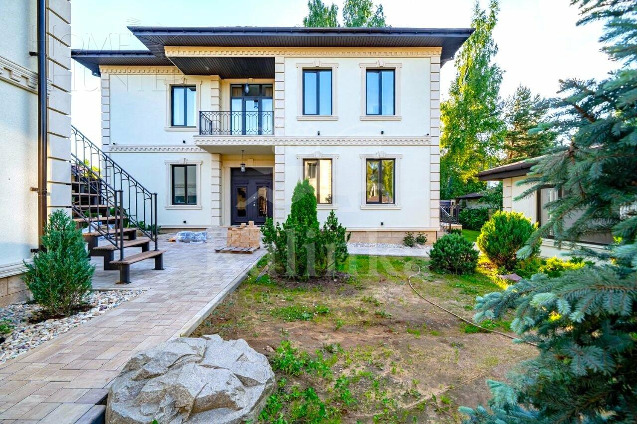 2-этажный коттедж 800 м² с отделкой