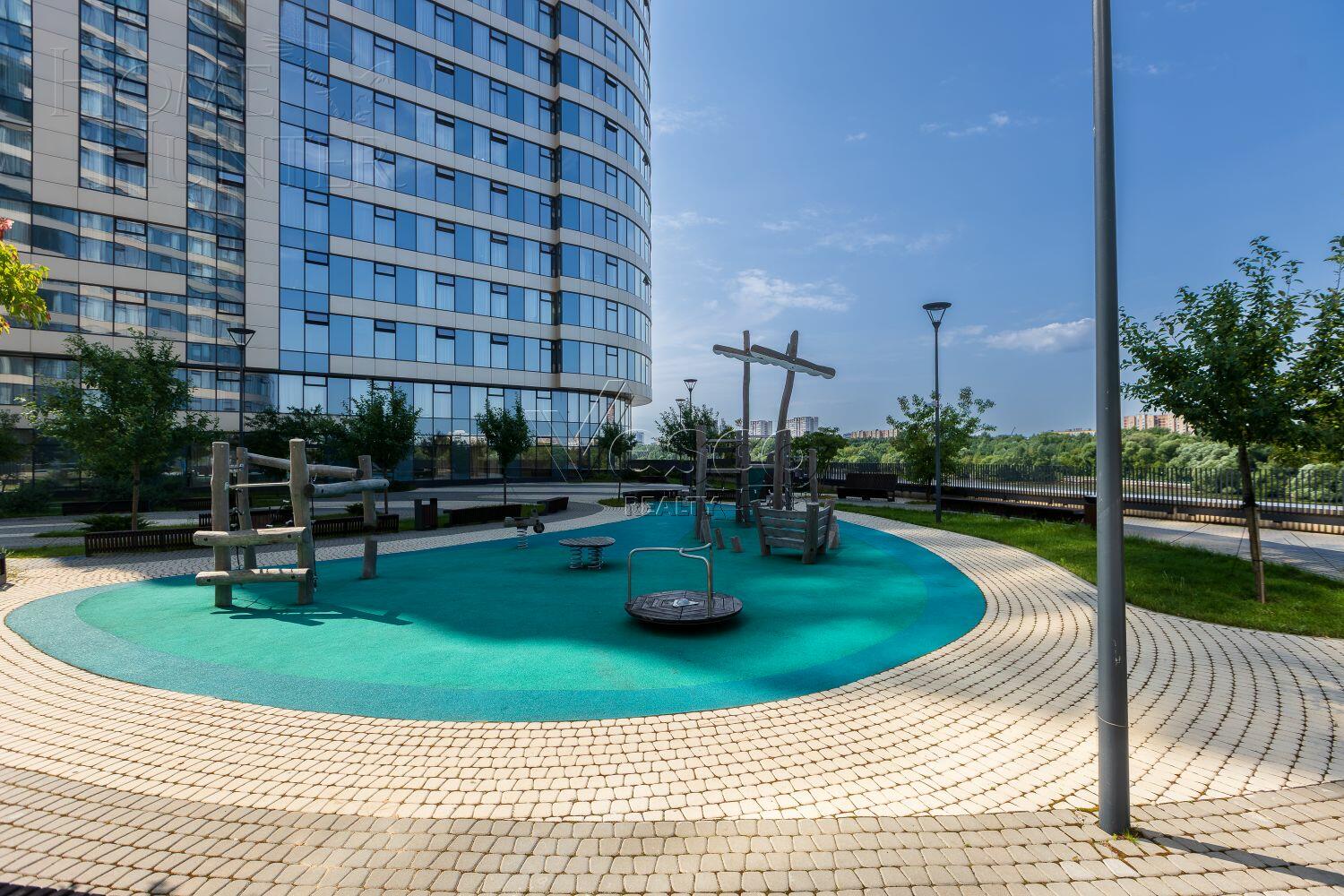 4-КОМН. КВАРТИРА С ОТДЕЛКОЙ 150.6 М² НА 19 ЭТАЖЕ