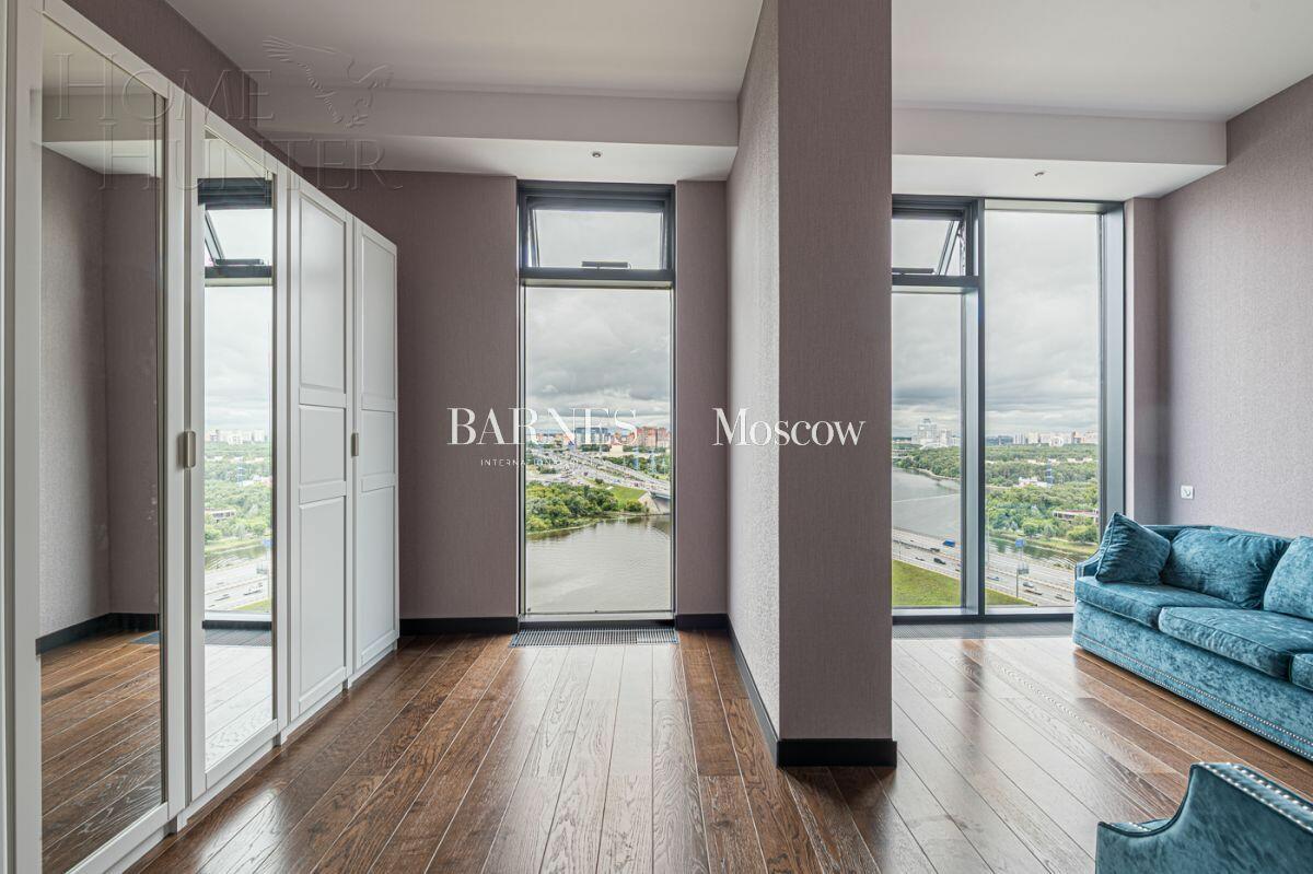 4-КОМН. КВАРТИРА С ОТДЕЛКОЙ 150.6 М² НА 19 ЭТАЖЕ