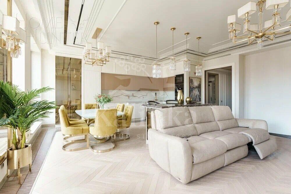 4-КОМН. КВАРТИРА С ОТДЕЛКОЙ 186 М² НА 10 ЭТАЖЕ