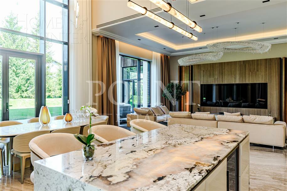 2-этажный коттедж 1 050 м² с отделкой