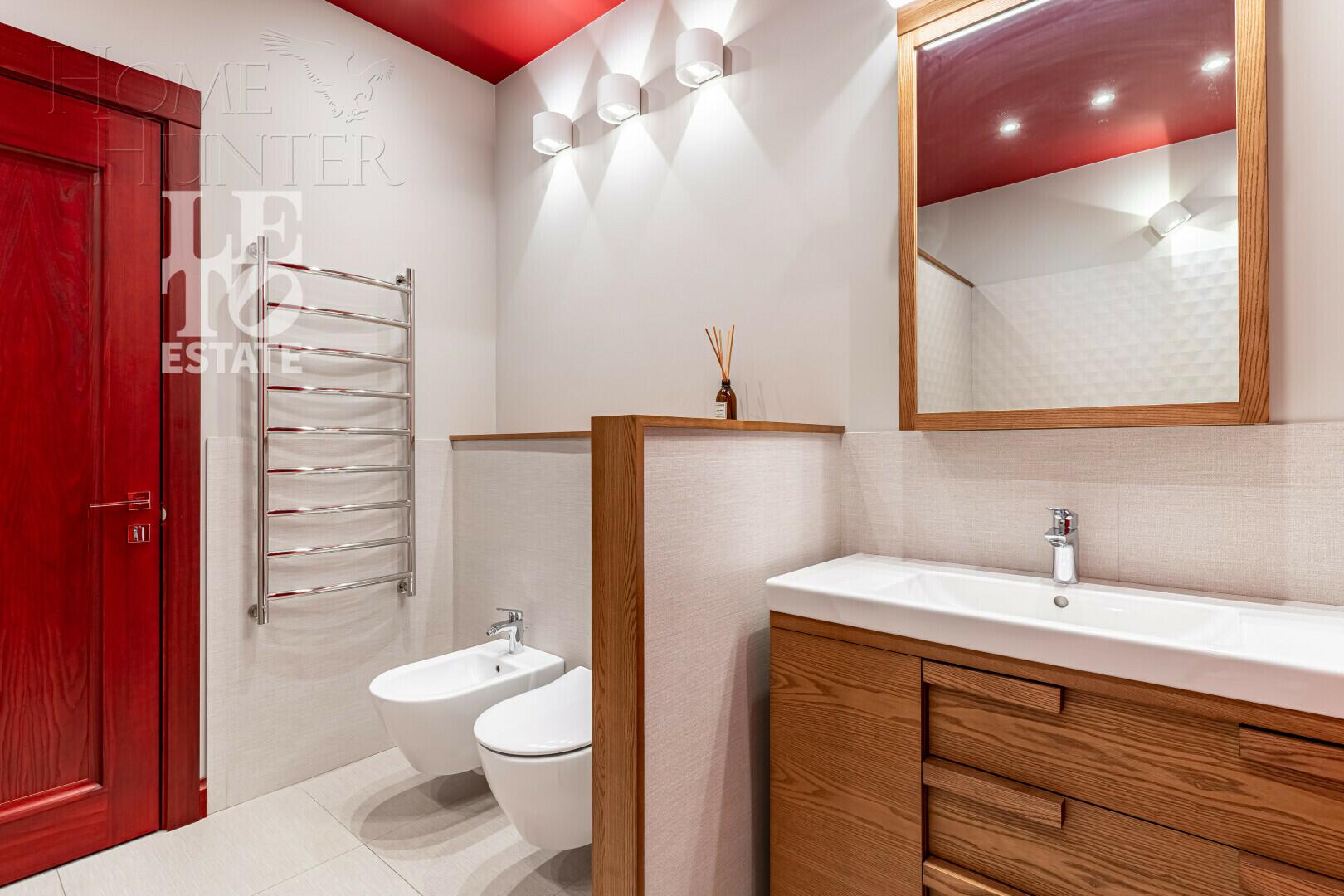 2-этажный коттедж 525 м² с отделкой