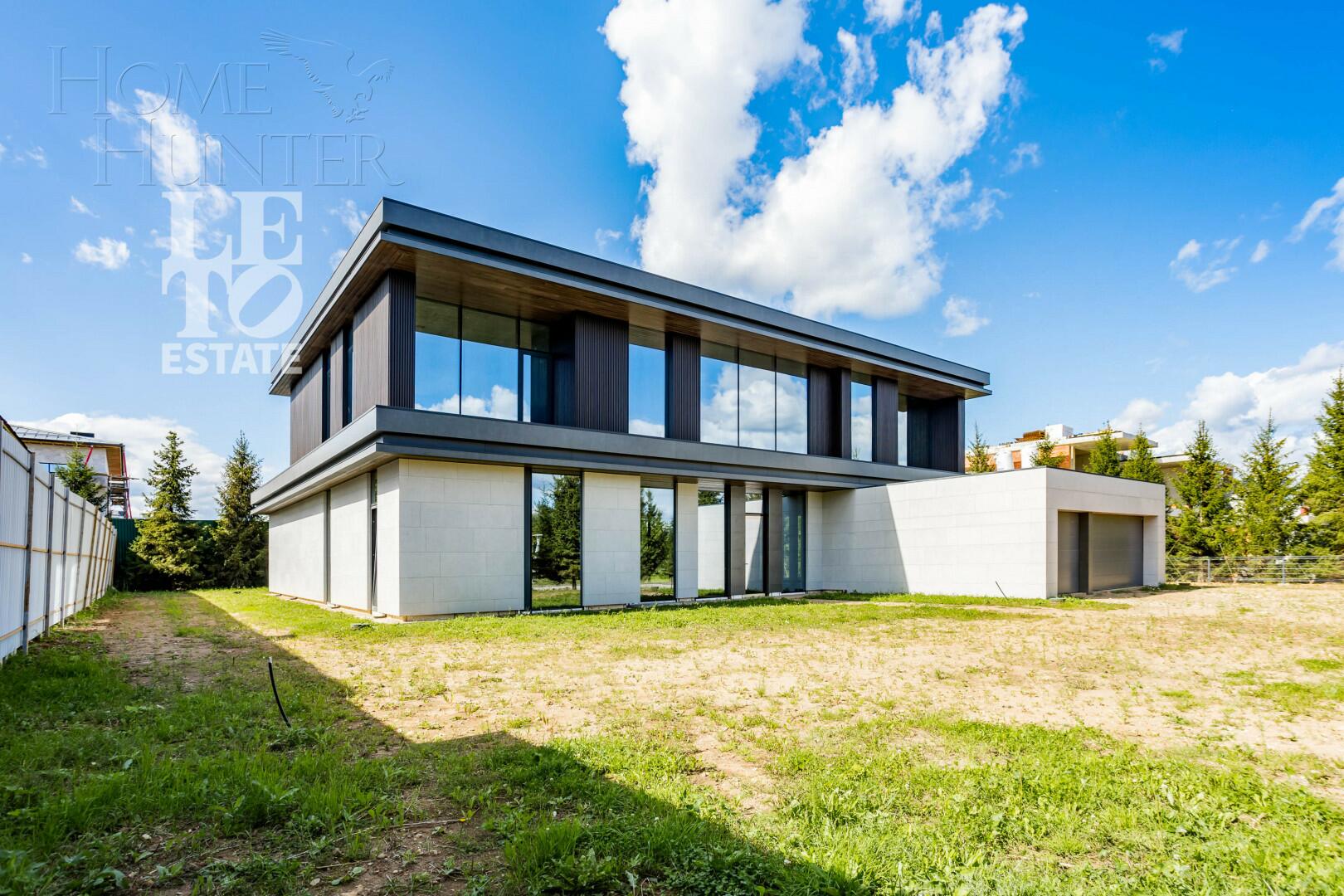 2-этажный коттедж 920 м² без отделки
