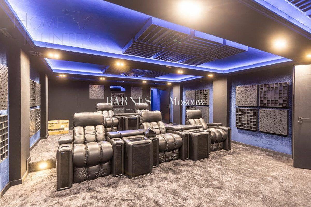 2-этажный коттедж 1 800 м² с отделкой